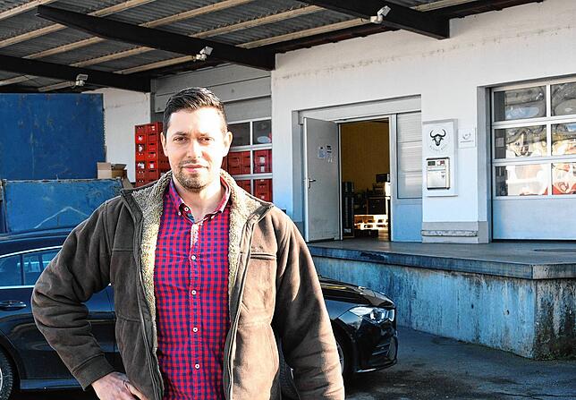 Vom Firmengebäude in Singen aus werden Büffel-Produkte in den gesamten deutschsprachigen Raum geschickt. Martin Jaser (im Bild) hat das ...
