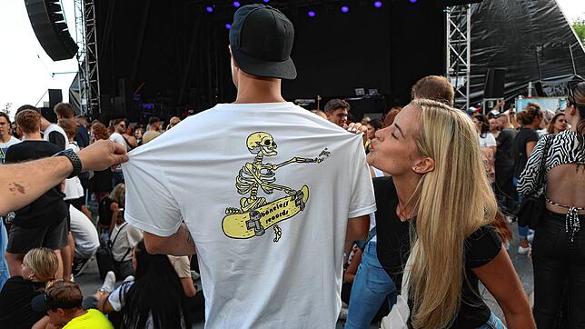 Bild 25: Die besten Bilder vom Bausa-Konzert auf dem Hohentwiel-Festival (Teil 2)