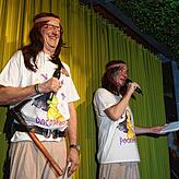 Poca und Hontas, namentlich Roland Breunig und Reinhold Gensle, vermitteln durch ihr entspanntes Auftreten den Spaß ans Publikum.