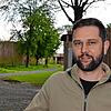 Campingplatzbetreiber Claudius Wirth freut sich, dass die 17 neuen Chalets auf dem Gelände nun fertig geworden sind.