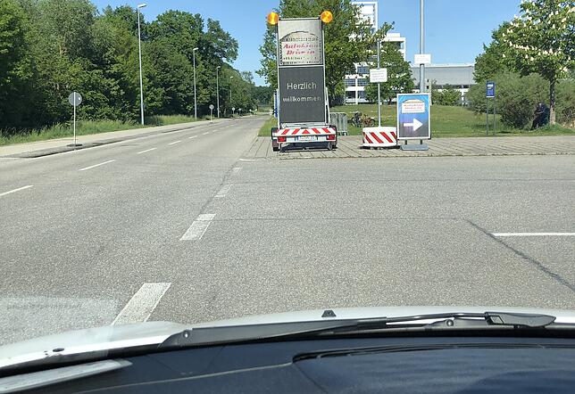 Bild 1: Das &bdquo;psssssst!&ldquo; fällt aus: Im Autokino mit Kindern muss niemand leise sein