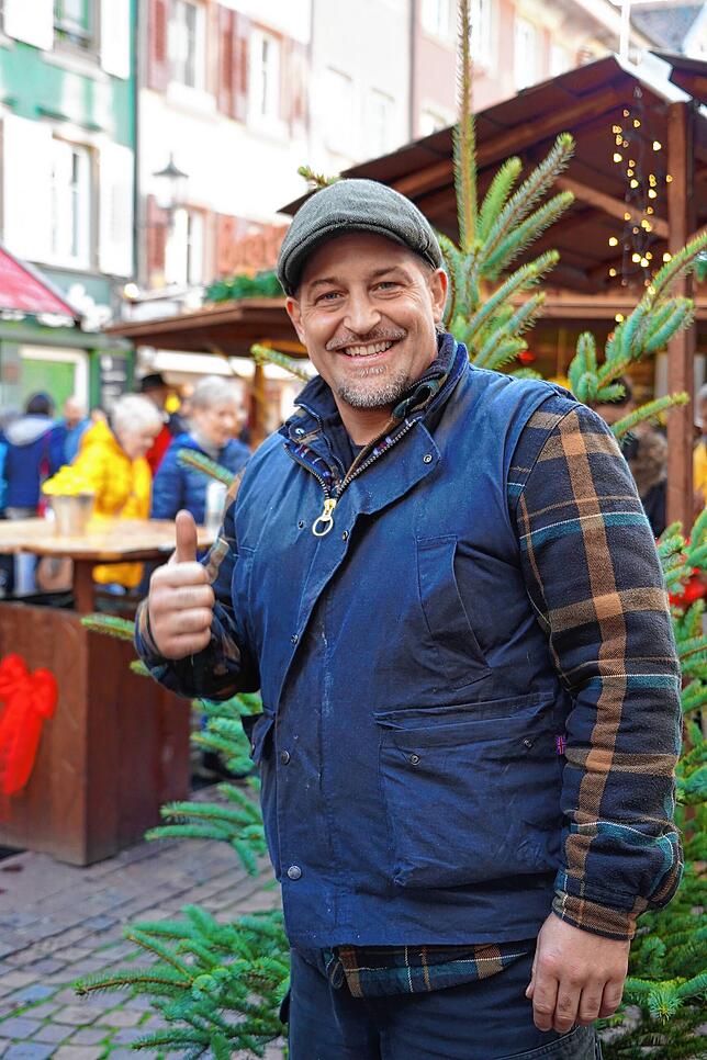 Bild 2: Endlich wieder Budenzauber! So schön ist der Weihnachtsmarkt in Waldshut