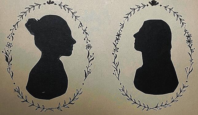Scherenschnitte von sich und den Geschwistern machen sich gut als Kunstwerke an der Wand.