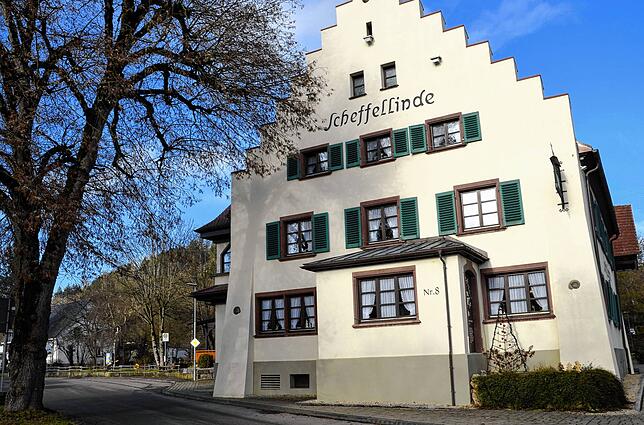 Die Scheffellinde hat ein interessantes Stück Achdorfer Geschichte geschrieben. B