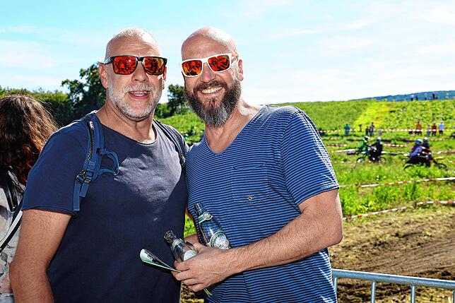 Bild 11: Mofarennen 2025 auf der Insel Reichenau: Spektakel auf zwei Rädern – heiße Öfen, schnelle Action!