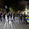 Die Polizei steht während der Langen Kulturnacht am 1. Juli in Schwenningen. Am Rande der Großveranstaltung war es zu ...