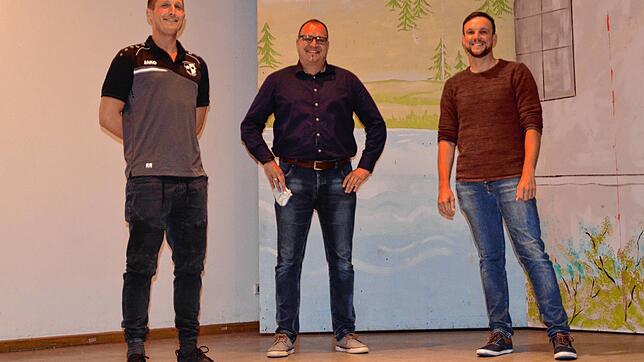 Das neue Vorstandsteam des Herdwangen SV (von links): Ruben Riebsamen, Uwe Kohler und Manuel Weigele.