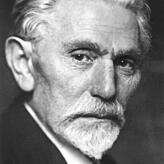 August Bebel ebnete den Weg der Sozialdemokratie zur Massenbewegung und setzte sich für die Gleichberechtigung von Mann und Frau ein. ...