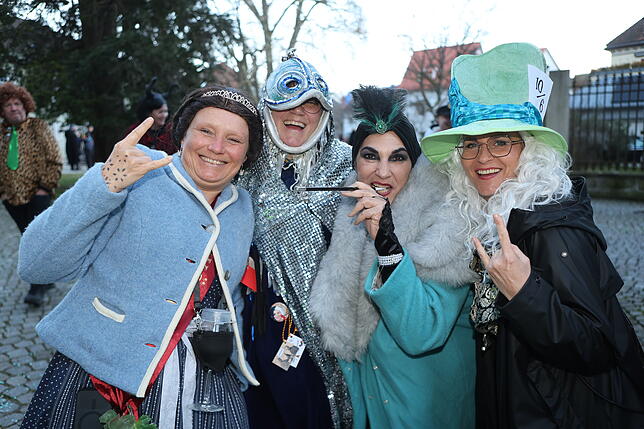 Bild 20: Konstanzer Straßenfasnacht 2025: Die Altstadt wird zum Narrenparadies - Die Bilder vom Abend!