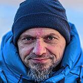 Fotograf Markus Mauthe auf Recherche-Reise auf Grönland.