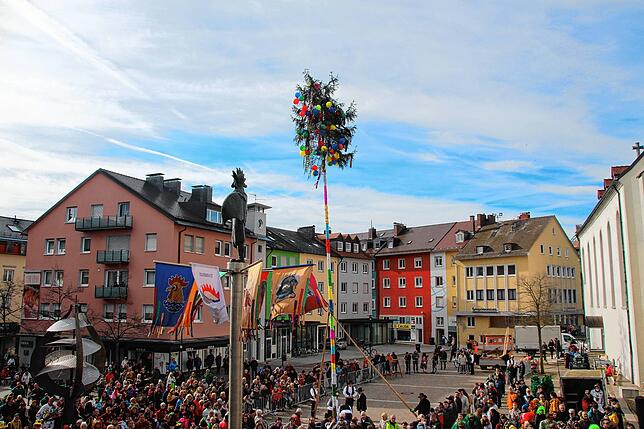 Die Narren übernehmen die Macht in Friedrichshafen