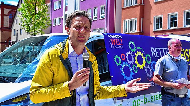 FDP-Bundestagsabgeordneter Marcel Klinge hat ein offenes Ohr für die Anliegen der Tourisikbranche. Er sicherte Ende Mai bei dieser ...