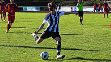 Zurück ins Waldstadion: Nach zwei Jahren beim FV Lörrach-Brombach und FC Tiengen 08 wird Emanuel Esser so wie hier auf dem Archivbild ...