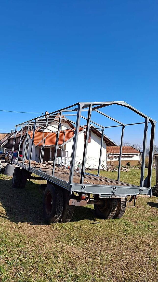 Inzwischen ist der Abriss erledigt, der „Neubau“ kann beginnen.