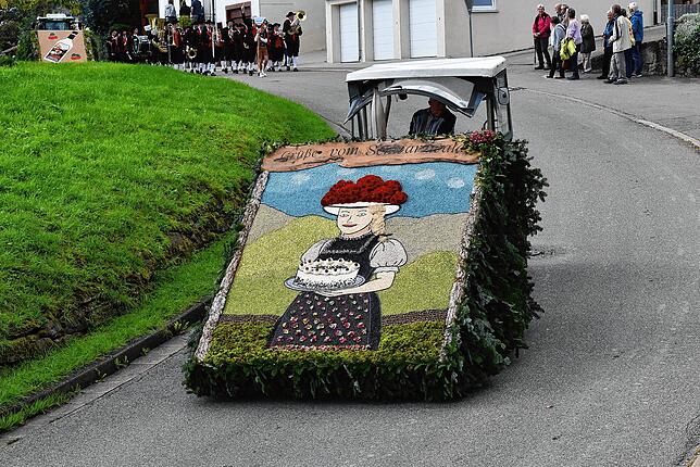 Bild 26: Das 62. Erntedankfest in Berau wurde traditionell von der Trachtenkapelle Berau veranstaltet