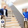 Schulleiter Norbert Opferkuch (links) und sein Stellvertreter Michael Janowicz im Berufsschulzentrum in Radolfzell. Bei Treppen dürfen ...