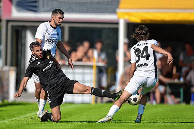 Bild 24: SV 08 Laufenburg unterliegt Tabellenführer FC Teningen mit 0:1 – und wir haben Fotos!