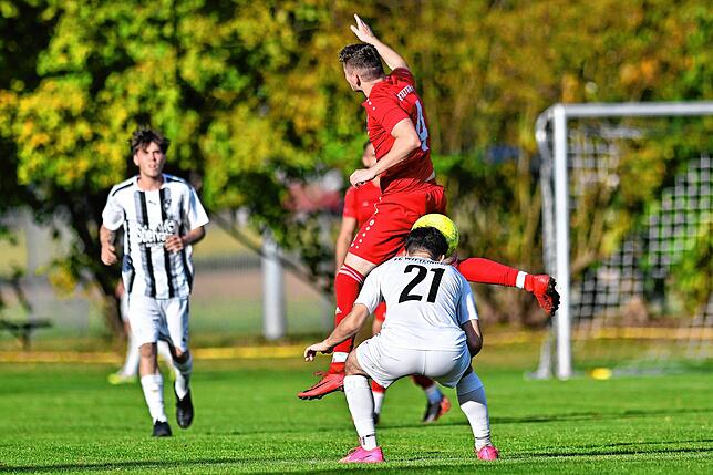 Bild 26: FC Wittlingen und der SV Jestetten trennen sich torlos &ndash; aber wir haben Bilder!