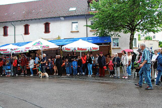 Bild 7: Die Bonndorfer feierten ihr 40. Schlossfest – Der Südkurier zeigt die besten Einblicke!