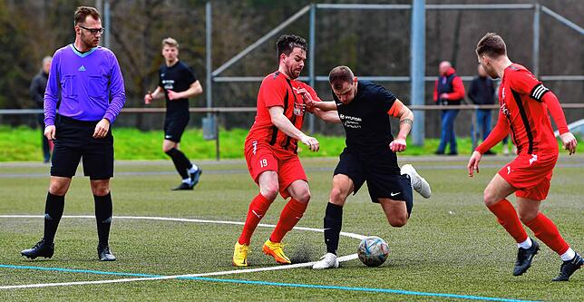 Bild 18: SG FC Wehr-Brennet startet mit einem 3:1-Sieg gegen den TuS Binzen &ndash; und wir haben Bilder!