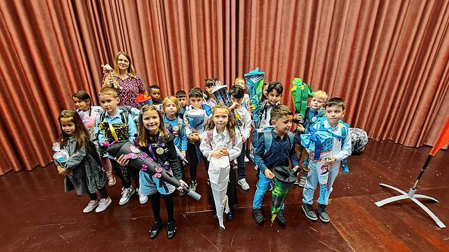 20 Kinder sind in die Klasse 1b der Anton-Leo-Schule eingeschult worden. Klassenlehrerin ist Nathalie Schwarz.