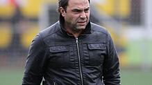 Kein guter Tag für Önder Demirekin: Gegen den SC Gottmadingen-Bietingen musste seine Mannschaft eine 0:7-Schlappe hinnehmen. Bild: Peter ...