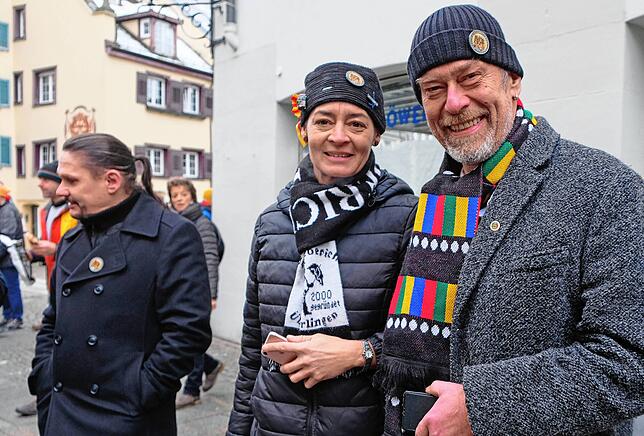 Die Führungsspitze der Narrenzunft machte sich rar am Dreikönigstag. Dafür waren einige Narrenräte vor Ort &ndash; teilweise ganz in ...