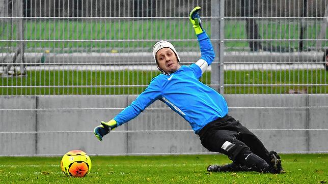 Schwere Verletzung: Zico Struss von Bosporus FC Friedlingen musste nach einem Zweikampf in die Klinik. Die Partie gegen den SV Karsau ...
