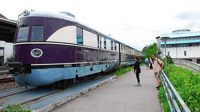 2011 war der &bdquo;Fliegende Kölner&ldquo; schon mal zu Gast in Friedrichshafen &ndash; als Teil der Ausstellung &bdquo;Mobilität am ...