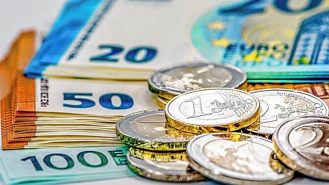 (Symbolbild) 2023 wird teurer. Auch das Leben in Konstanz wird mehr kosten.