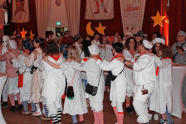Bild 4: Bilder vom Hemedglonkerball in Stockach