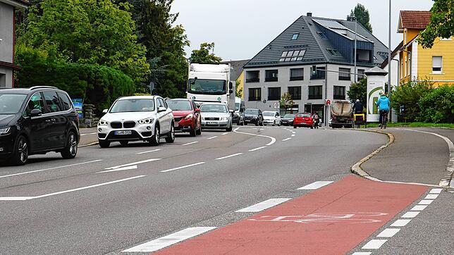 Die Ortsdurchfahrt in Fischbach soll umgestaltet werden. 170 Ideen gingen bei einer Online-Befragung der Stadt Friedrichshafen ein.
