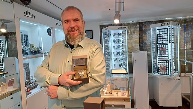 Ralph Muesebeck von Juwelier Schwarcz.