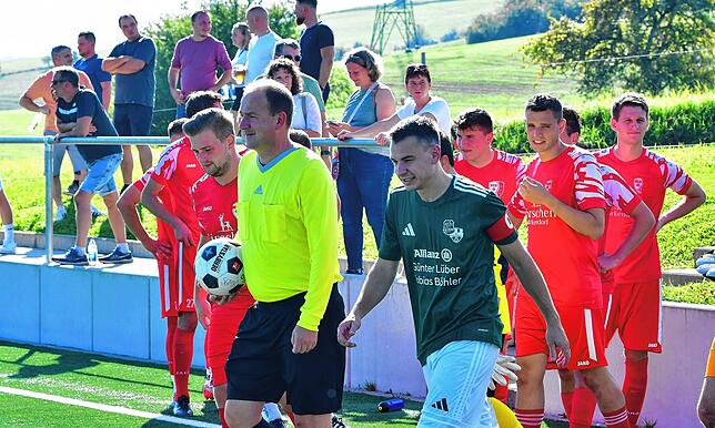 Bild 2: SG Mettingen/Krenkingen gewinnt Derby gegen FC Schlüchttal mit 5:2 – und wir haben Fotos!