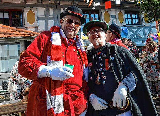 Bild 9: Narrensprung 2025 begeistert viele Narren zur Fasnacht
