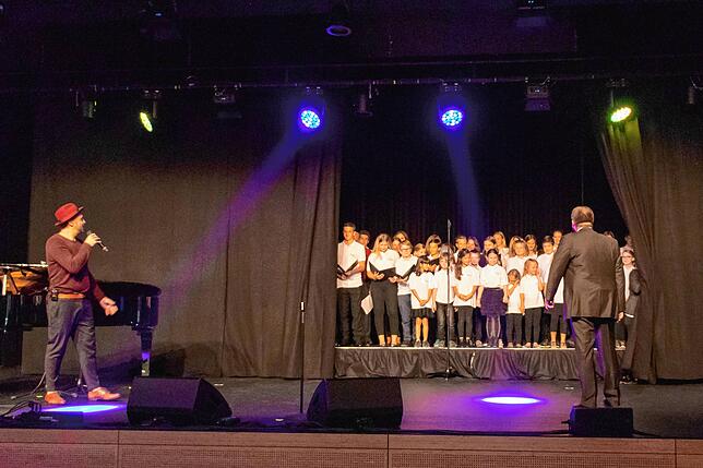 Bild 20: Bilder vom Festakt zur Eröffnung der Waldshuter Stadthalle mit Sänger Max Mutzke