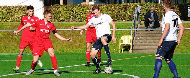 Bild 19: FV Lörrach-Brombach U23 feiert beim 3:0 gegen den FC Schlüchttal seinen zweiten Sieg in Folge &ndash; und wir haben die Bilder