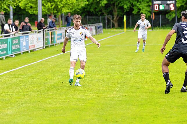 Bild 9: SV 08 Laufenburg deklassiert FV Lörrach-Brombach mit 6:1 – und wir haben Fotos!