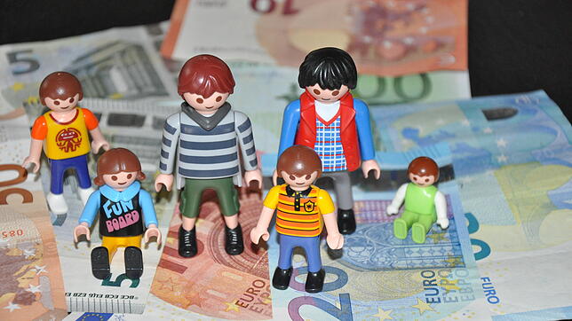 Bei Kindern geht es auch ums Geld – und im Gemeinderat demnächst darum, wie es mit den neuen Kindergartenbeiträgen weitergeht.