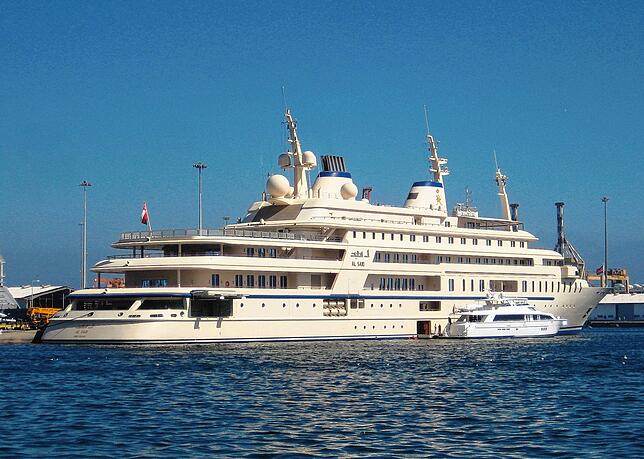 Die Al Said aus der Bremer Lürssen-Werft ist die königliche Yacht des Sultans von Oman, Qabus ibn Said. Sie ist mit 155 Metern die ...
