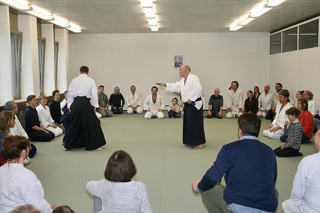 Bei Aikido handelt es sich um eine defensive Kampfsportart. Bisher war Aikido in Überlingen eine Abteilung des Judovereins. Anfang des ...