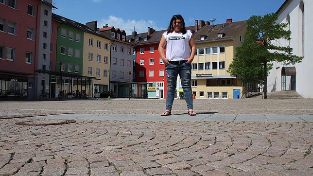 Die 31-jährige Alissa Lipp hat eine Petition gestartet, um Friedrichshafen zu beleben. Die Petition heißt #auflebeninFN und hat nach ...