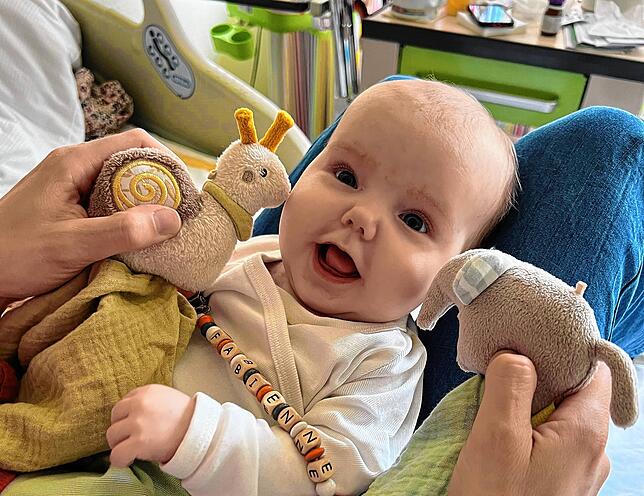 Das Lächeln der kleinen Fabienne aus Wehr ist zauberhaft. Was man nicht auf den ersten Blick sah: Das Baby hat Leukämie und brauchte ...