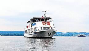 Legt am Samstag, 5. Juli, nicht in Konstanz für eine Ausfahrt mit politischem Inhalt an: Der Besitzer des Motorschiffs „Bodensee“ ist ...