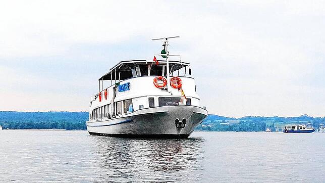 Legt am Samstag, 5. Juli, nicht in Konstanz für eine Ausfahrt mit politischem Inhalt an: Der Besitzer des Motorschiffs „Bodensee“ ist ...