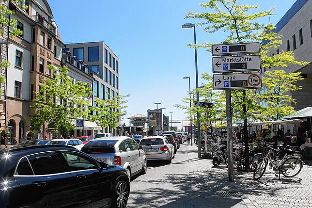 Stau in Konstanz Bodanstraße. Symbolfoto.