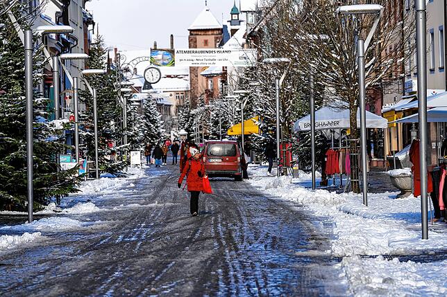 Bild 8: Wintereinbruch im Schwarzwald verschönert durch Schnee und Sonne