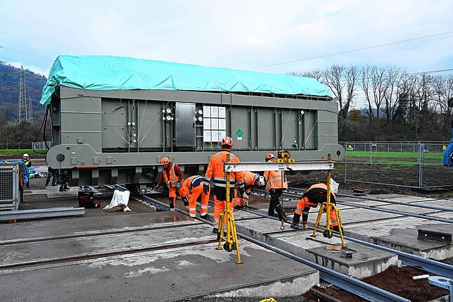 Bild 2: 300 Tonnen schwerer Trafo-Transport – Das sind die Bilder!