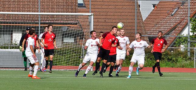 Bild 13: FC Schönau siegt in letzter Minute mit 3:2 gegen den FC Hochrhein &ndash; und wir haben die Bilder!