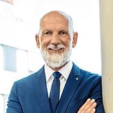 Norbert Reuter, Stadtwerke-Chef, sagt: „Wir haben ein geändertes Mobilitätsverhalten durch Home-Office, das Deutschlandticket und vieles ...